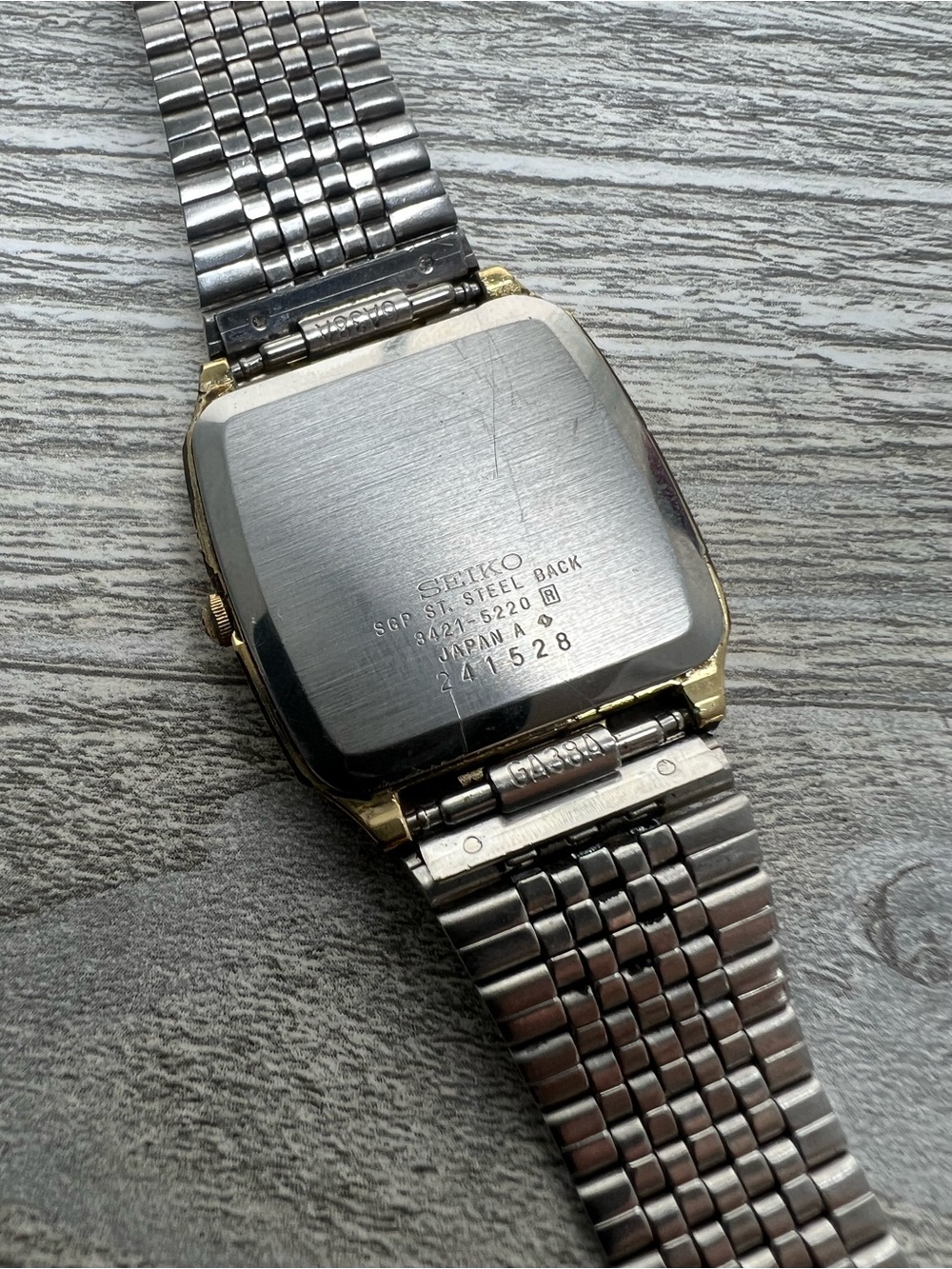 Seiko Gold Tone Rectangular Bracelet Watch - Picture 6 of 7